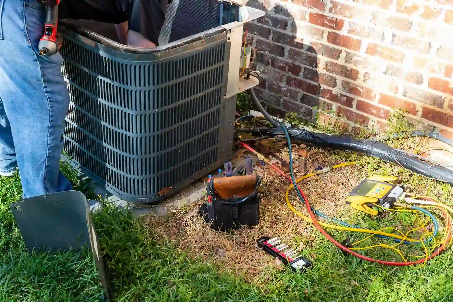 AC Repair in Backyard by HVAC Tech