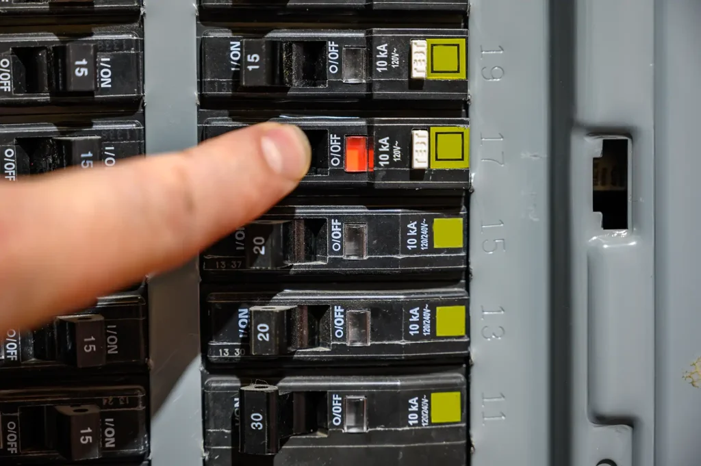 Breaker Light Check