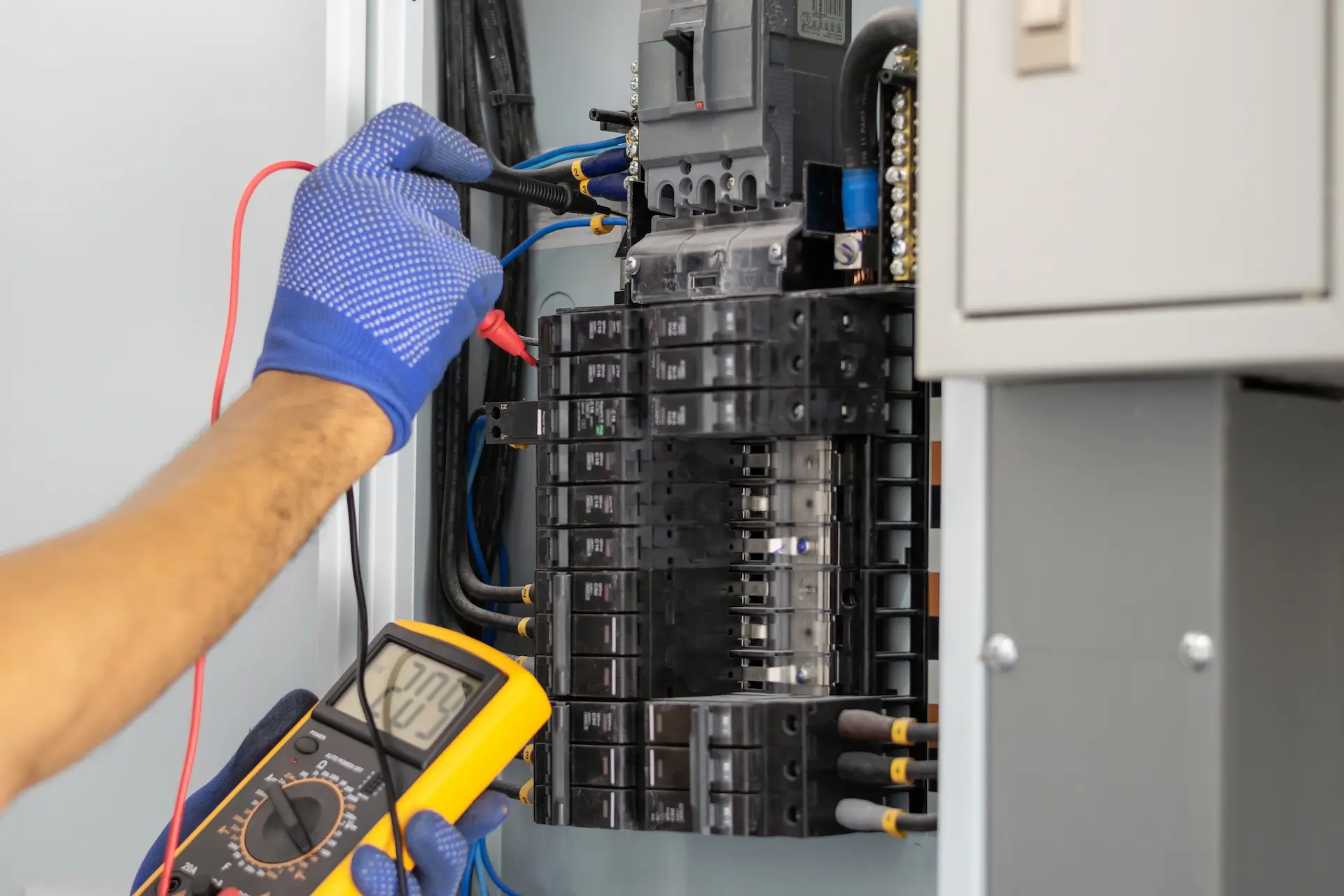 electrical panel inspection by electrician